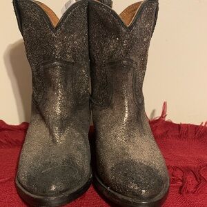Frye Black and gold Boots. Don’t let this one slip by you.